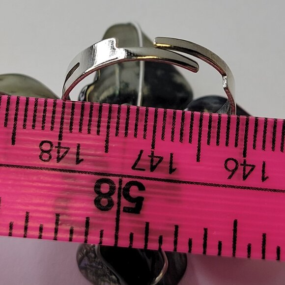 Genuine White Pearl Adjustable Ring with green hues - Picture 6 of 6